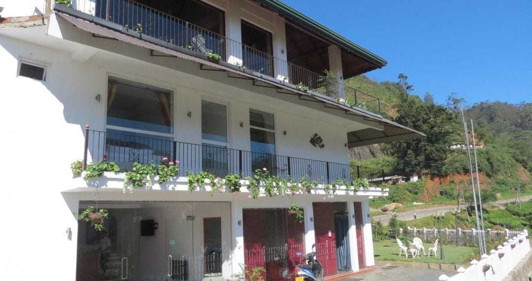 Midky Hotel within the tea plantations of Nuwara Eliya