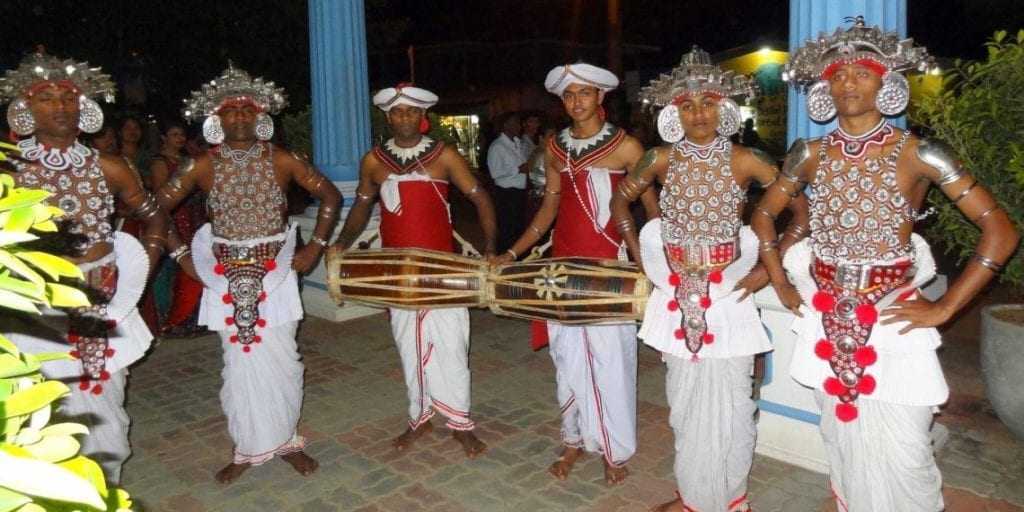 Watch the Culture Show in Kandy - Unique Travel