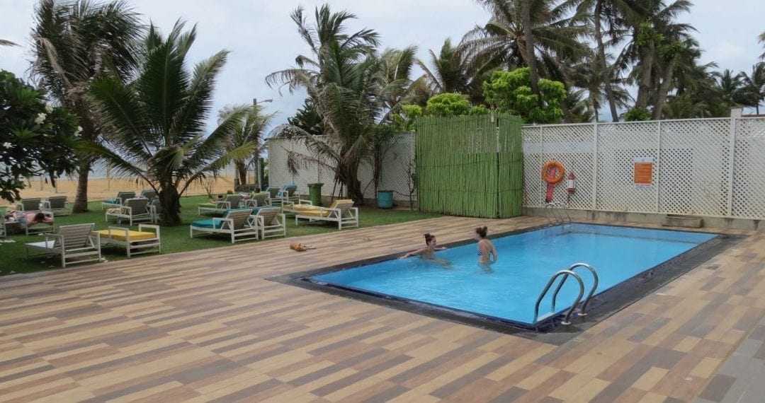 Budget ‘Hotel J’ on Negombo beach